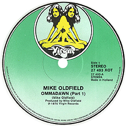 lp_ommadawn_nl_green-twins_aside