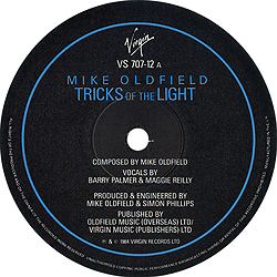maxi_tricks_of_the_light_uk_vs_707-12_aside