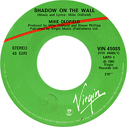 single_shadow_on_the_wall_ita_vin_45085_aside