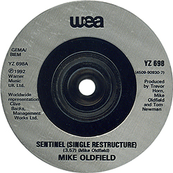 single_sentinel_uk_yz_698_grey_label_aside