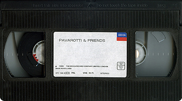 vhs_pavarotti_and_friends_nl_071_160-3_tape_top