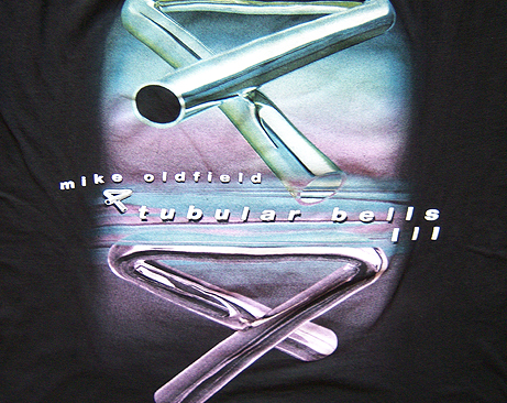 t-shirt_tubular_bells_3_premiere_lead_detail